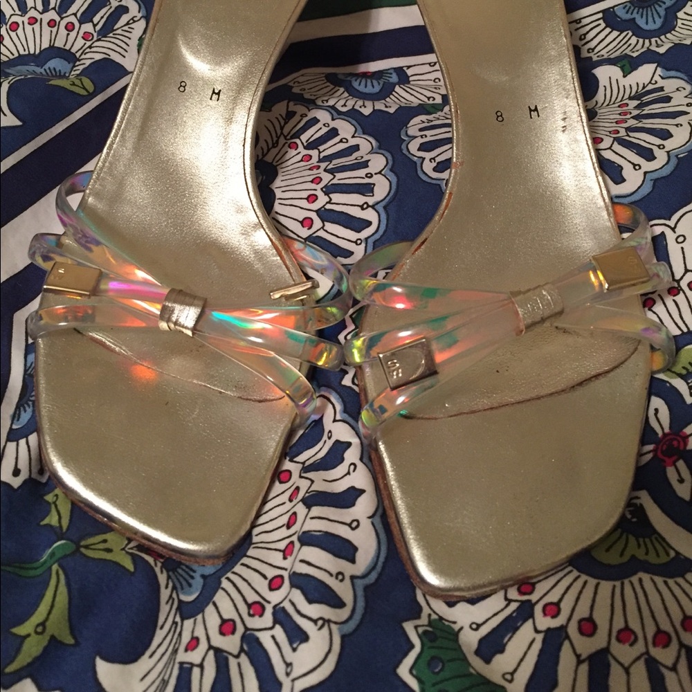 Vintage Stuart Weitzman 90s Kitten Heel 8